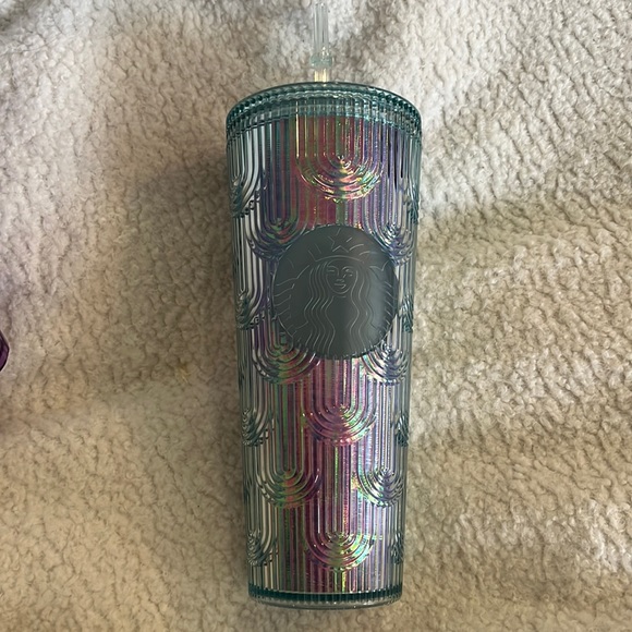 BNWT Starbucks venti mermaid scale 24oz - Picture 1 of 2